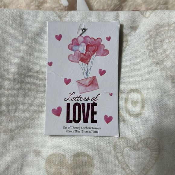 Letters of LOVE White Red XOXO Embroidered Cotton Blend Kitchen Towels set of 3 - Picture 11 of 11